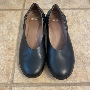 Dankso ballet flats sz 39 EU (8.5-9 US)